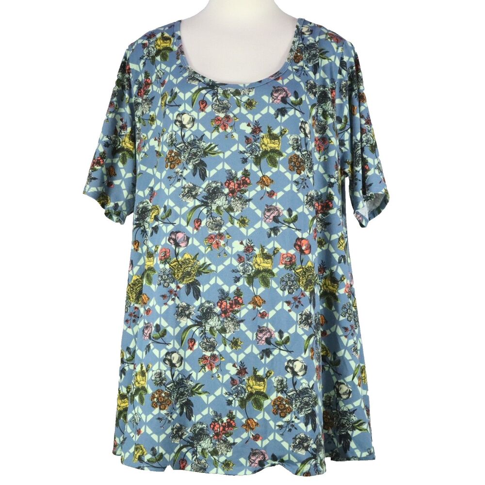 Lula Roe Blouse Top Shirt Size 3XL. Blue Gray with Roses